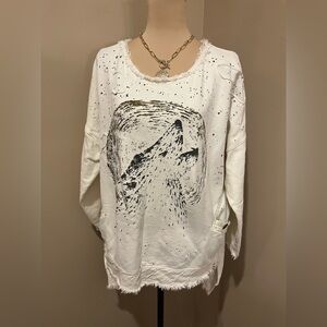 Paper Lace Oversized White Wolf Graphic Sweatshirt, leggings-friendly, size OSFM